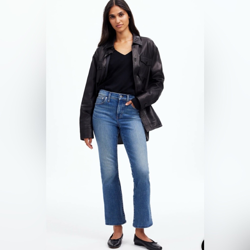 Madewell Tall Kick Out Crop Jeans in Oneida Wash